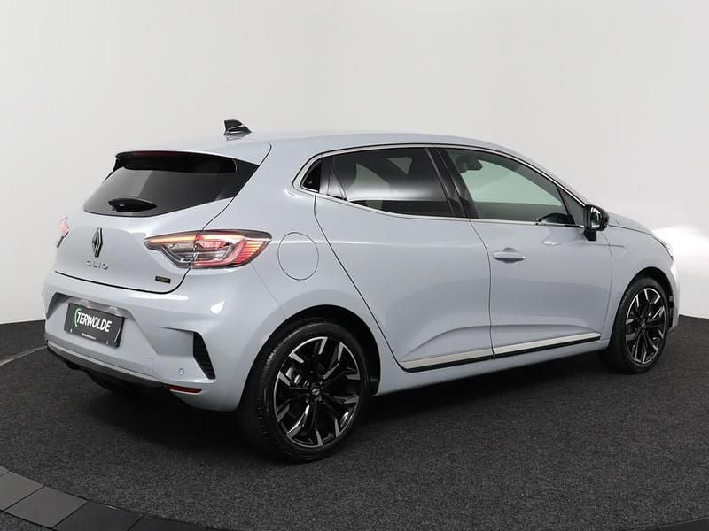 Nieuw Renault Clio V Techno 2026 Grijs Hatchback