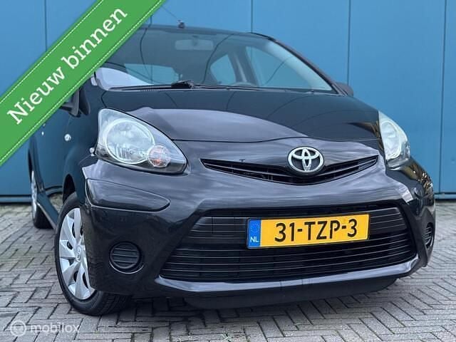 Occasion Toyota Aygo Comfort 68 PK (50 kW) 2012 Zwart Hatchback