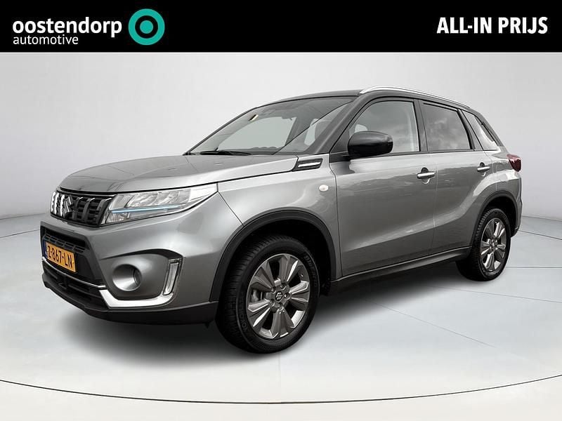 Grijs Occasion 2024 Suzuki Vitara SUV | € 24.750 (Eerlijke prijs) - Afbeelding 1/4