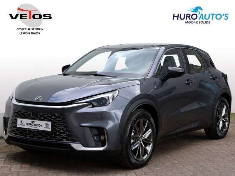 Grijs, metallic lak Gebruikt 2024 Lexus LBX SUV | € 42.400 (Eerlijke prijs) - Afbeelding 1/4