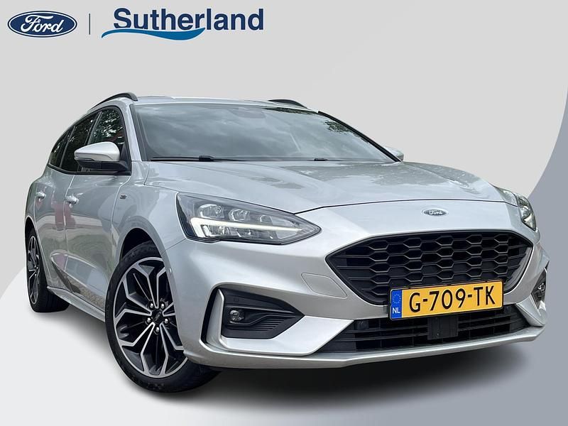 Grijs Gebruikt 2019 Ford Focus Business Edition Stationwagen | € 17.345 (Iets duurder) - Afbeelding 1/4
