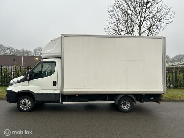 Occasion Iveco Daily 136 PK (100 kW) 2017 Wit Van