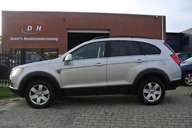 Grijs Gebruikt 2007 Chevrolet Captiva SUV | € 1.799 (Goede deal) - Afbeelding 1/3