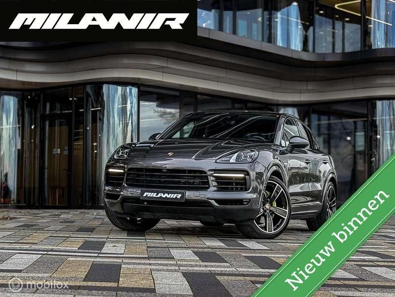 Grijs Gebruikt 2020 Porsche Cayenne Sport SUV | € 70.945 (Super prijs) - Afbeelding 1/4