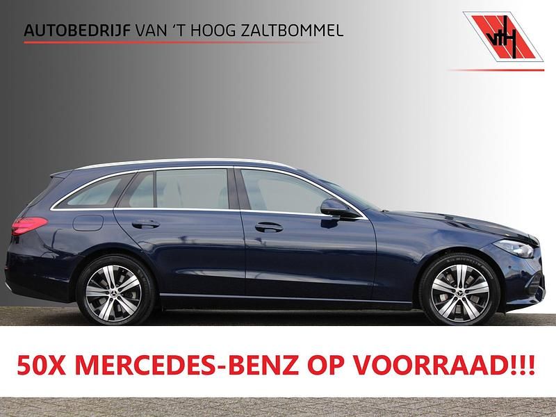 Occasion Mercedes C300 Luxury 313 PK (230 kW) 2022 Blauw Stationwagen
