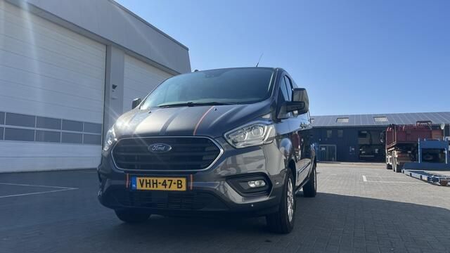 Grijs Gebruikt 2020 Ford Transit Custom Van | € 26.500 (Duur) - Afbeelding 1/4