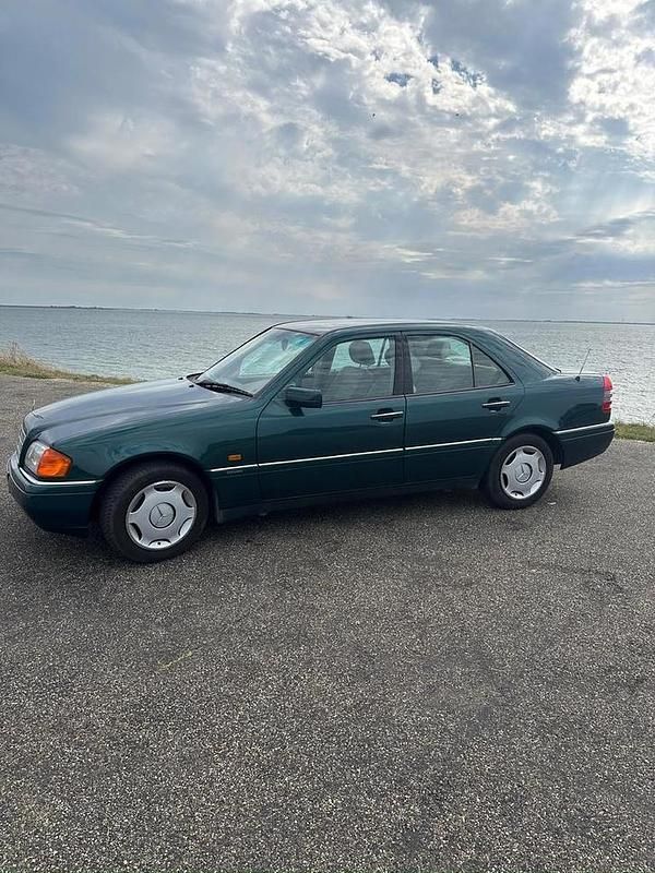 Occasion 1995 Mercedes C200 | € 5.950 - Afbeelding 1/4