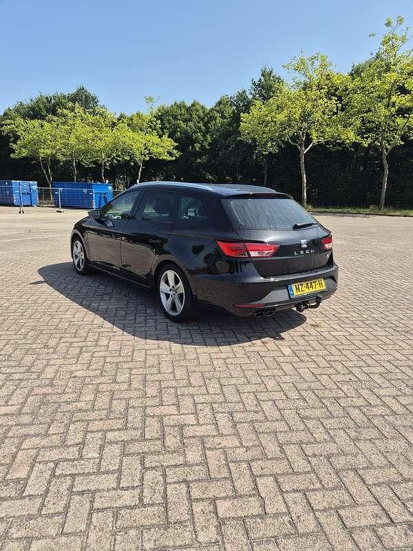 Gebruikt 2016 Seat Leon ST FR Stationwagen | € 7.000 (Goede deal) - Afbeelding 1/4