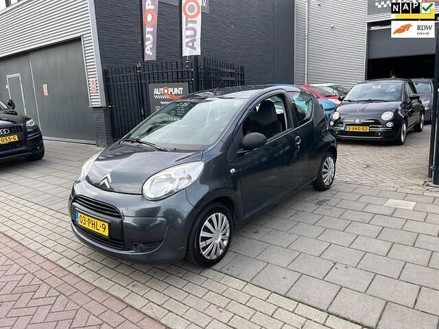 Grijs Occasion 2011 Citroën C1 Hatchback | € 2.499 (Eerlijke prijs) - Afbeelding 1/4