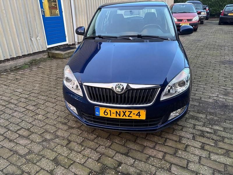 Blauw Gebruikt 2011 Skoda Fabia Ambition Hatchback | € 3.899 (Goede deal) - Afbeelding 1/4