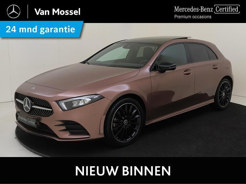 Bruin Gebruikt 2021 Mercedes A250 AMG line Hatchback | € 29.945 (Eerlijke prijs) - Afbeelding 1/4
