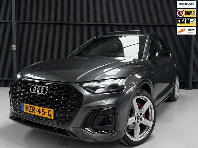 Grijs Gebruikt 2021 Audi Q5 Sportback Competition SUV | € 49.450 (Duur) - Afbeelding 1/4