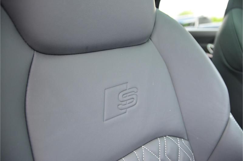 Occasion Audi e-tron S-Line 230 kW (313 PK) 2021 Beige SUV