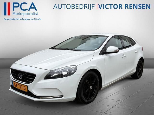 Wit Gebruikt 2013 Volvo V40 Kinetic Stationwagen | € 6.950 (Iets duurder) - Afbeelding 1/4