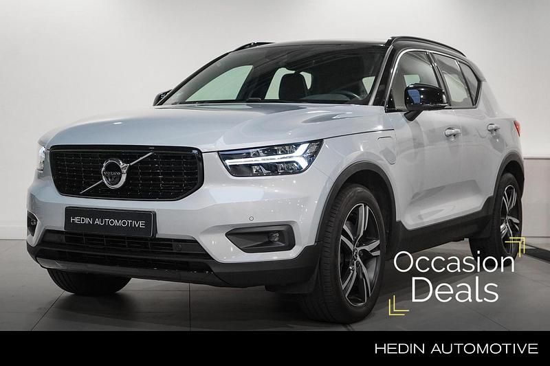 Grijs Occasion 2021 Volvo XC40 R-Design SUV | € 37.995 (Duur) - Afbeelding 1/4