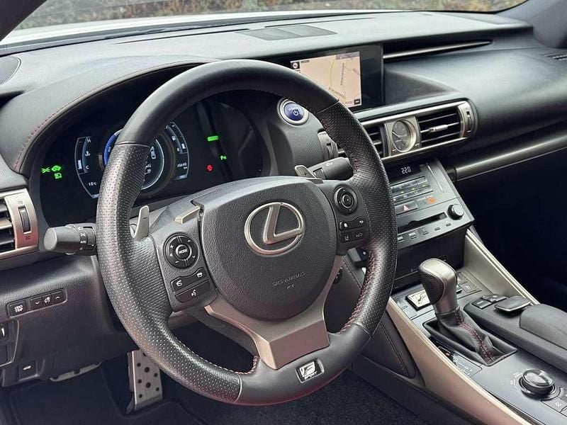 Occasion Lexus IS300h Sport Line 223 PK (164 kW) 2013 Wit Sedan