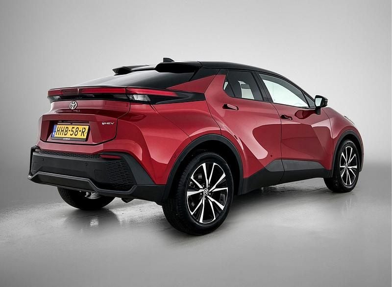Occasion Toyota C-HR Edition 140 PK (102 kW) 2025 Rood SUV