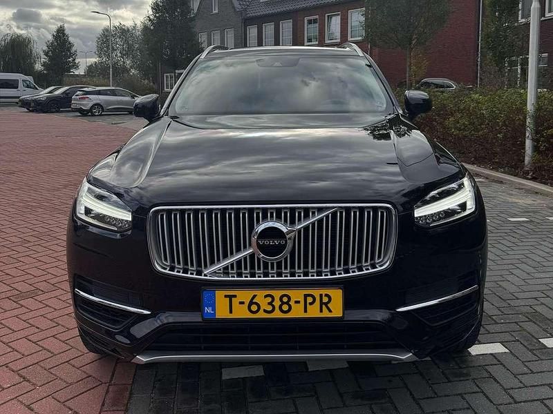 Zwart Gebruikt 2018 Volvo XC90 Inscription SUV | € 34.000 (Goede deal) - Afbeelding 1/4