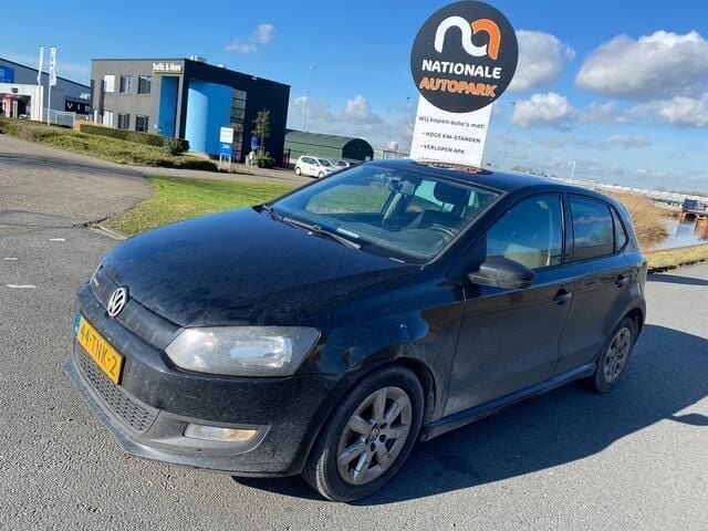 Zwart Gebruikt 2012 VW Polo Comfortline Hatchback | € 1.350 (Super prijs) - Afbeelding 1/4