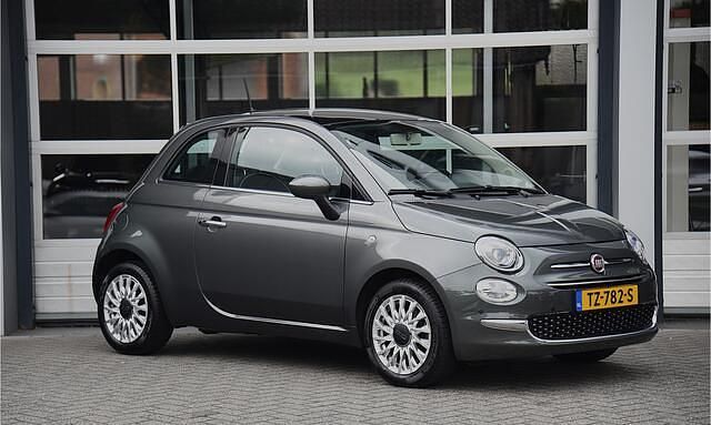 Grijs Gebruikt 2017 Fiat 500 Hatchback | € 12.450 (Eerlijke prijs) - Afbeelding 1/4