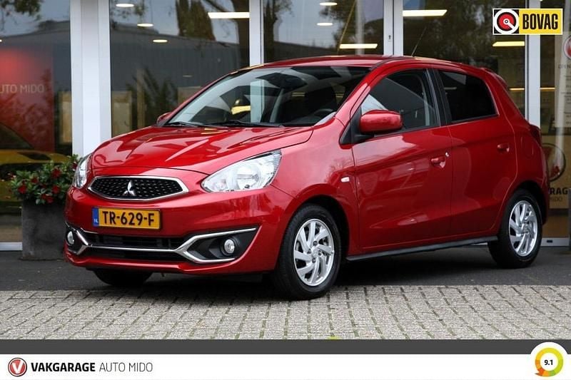 Rood Gebruikt 2018 Mitsubishi Space Star Hatchback | € 10.845 (Eerlijke prijs) - Afbeelding 1/4