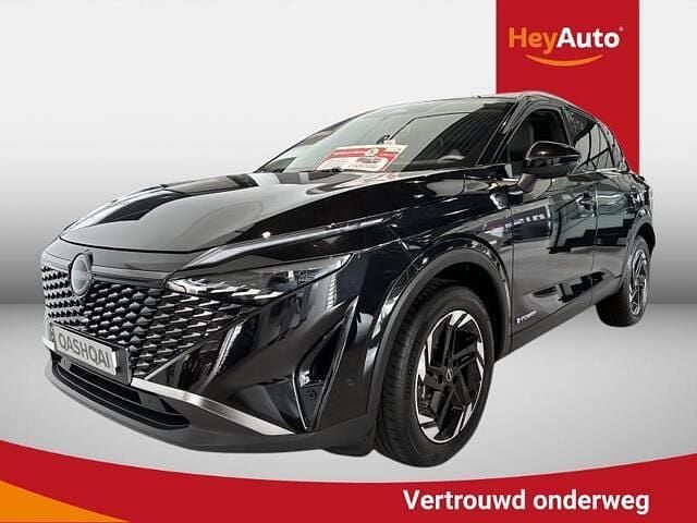 Zwart Gebruikt 2025 Nissan Qashqai N-Connecta SUV | € 34.499 (Super prijs) - Afbeelding 1/4