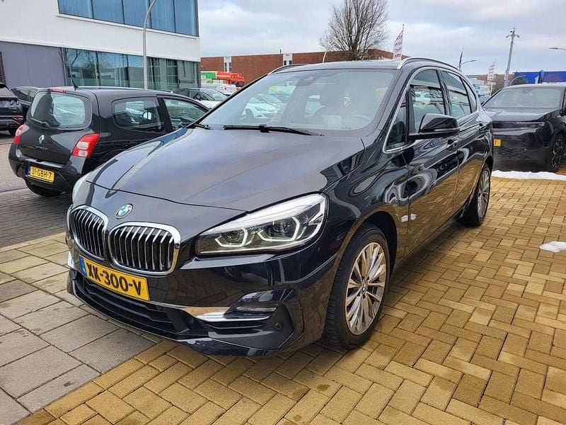Occasion BMW 220 Active Tourer Executive 192 PK (141 kW) 2019 Zwart MPV