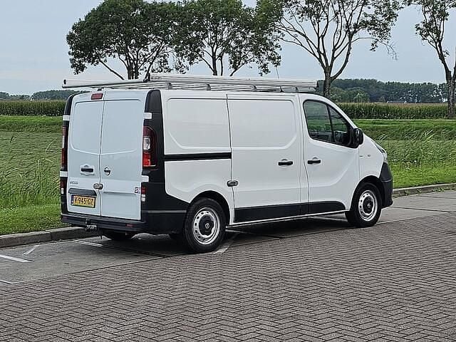 Wit Gebruikt 2017 Nissan NV300 Van | € 8.700 (Goede deal) - Afbeelding 1/1