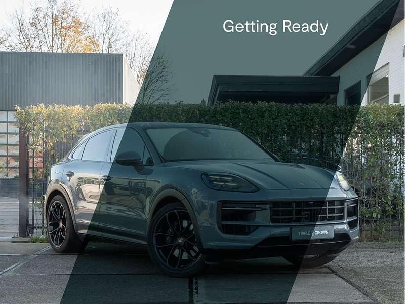 Grijs Gebruikt 2023 Porsche Cayenne SUV | € 109.950 - Afbeelding 1/4