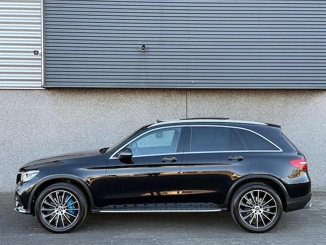 Occasion Mercedes GLC350 AMG 211 PK (155 kW) 2017 Zwart, metallic lak SUV