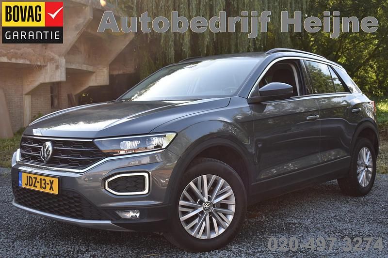 Grijs Gebruikt 2020 VW T-Roc Style SUV | € 22.945 (Super prijs) - Afbeelding 1/4