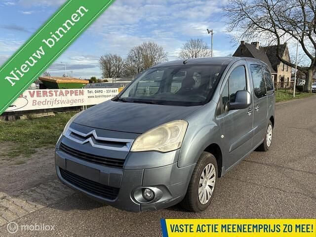 Blauw (metallic) Occasion 2011 Citroën Berlingo MPV | € 1.750 (Goede deal) - Afbeelding 1/4