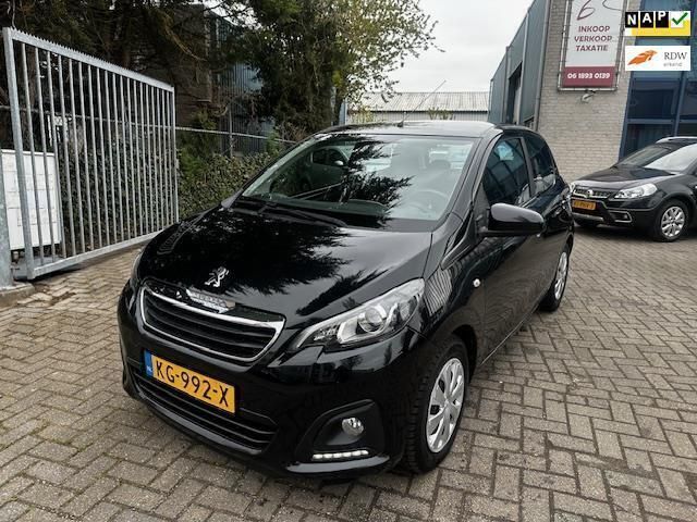 Zwart Gebruikt 2016 Peugeot 108 Active Hatchback | € 5.395 (Eerlijke prijs) - Afbeelding 1/4