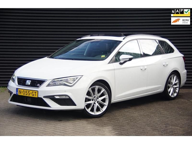 Wit Gebruikt 2018 Seat Leon Business Stationwagen | € 13.445 (Eerlijke prijs) - Afbeelding 1/4