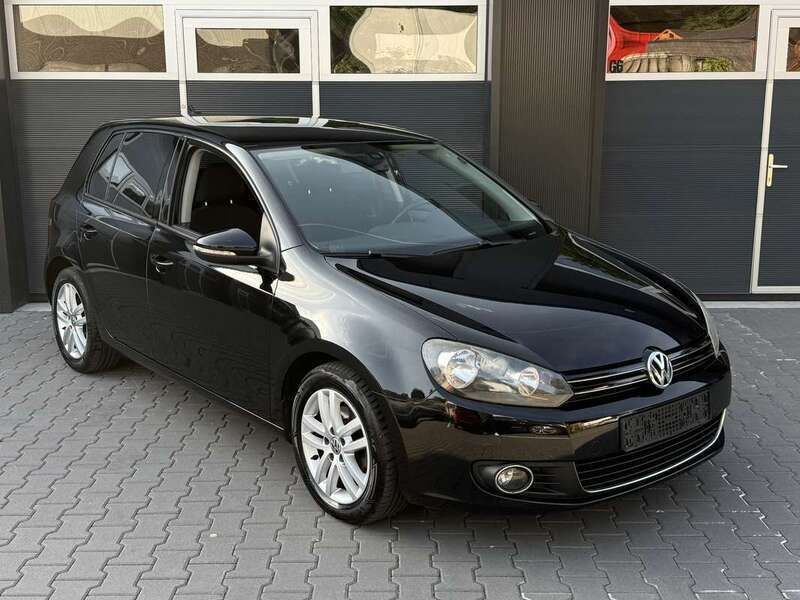 Zwart Gebruikt 2011 VW Golf VI Highline Sedan | € 3.900 (Super prijs) - Afbeelding 1/4