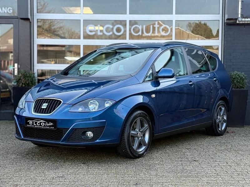 Blauw (metallic) Occasion 2015 Seat Altea XL Style MPV | € 9.745 - Afbeelding 1/4