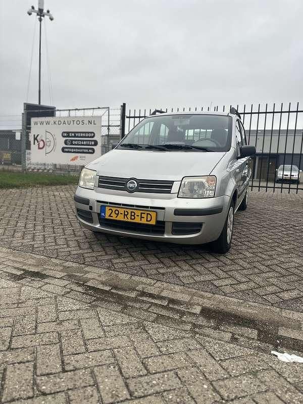 Grijs Gebruikt 2005 Fiat Panda Emotion Hatchback | € 1.500 (Eerlijke prijs) - Afbeelding 1/4