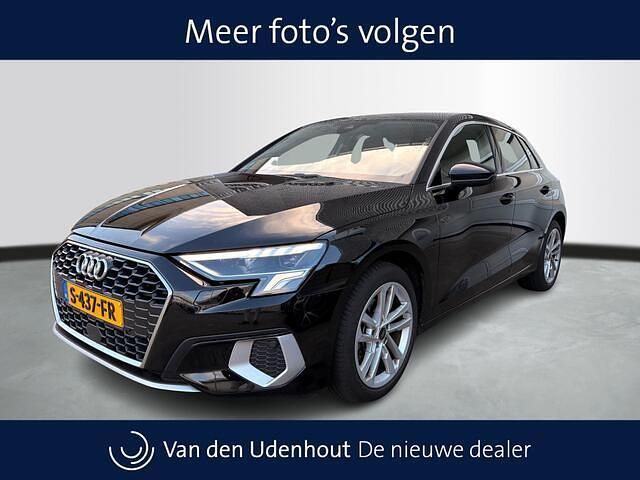 Zwart Occasion 2023 Audi A3 Sportback Advanced Hatchback | € 27.500 (Eerlijke prijs) - Afbeelding 1/4