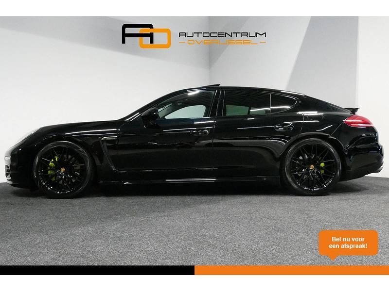 Zwart Gebruikt 2016 Porsche Panamera Sedan | € 39.900 (Super prijs) - Afbeelding 1/4