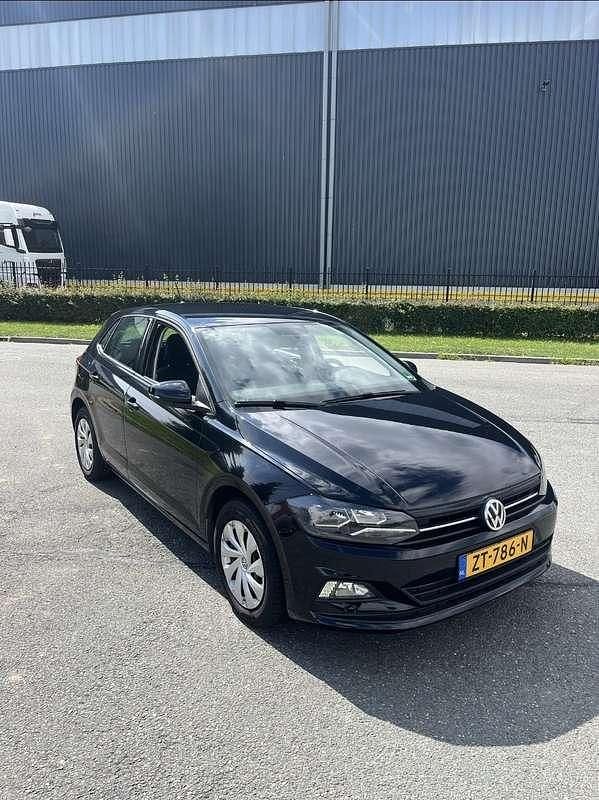 Zwart Gebruikt 2019 VW Polo Comfortline Hatchback | € 7.995 (Super prijs) - Afbeelding 1/4