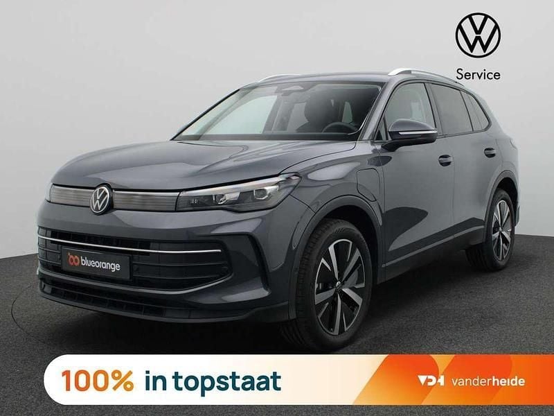 Grijs Nieuw 2025 VW Tiguan Edition SUV | € 50.900 (Goede deal) - Afbeelding 1/3