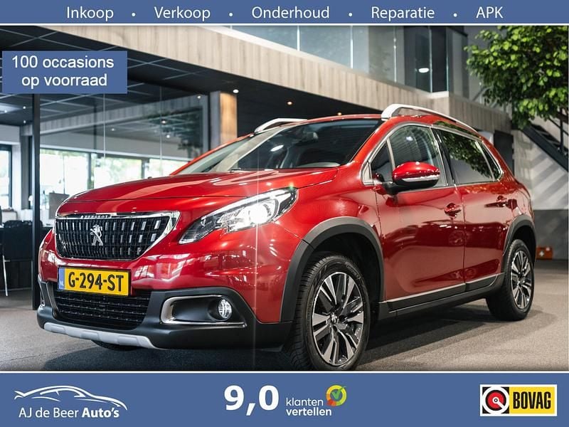 Rood, metallic lak Occasion 2019 Peugeot 2008 Allure SUV | € 10.490 (Eerlijke prijs) - Afbeelding 1/4