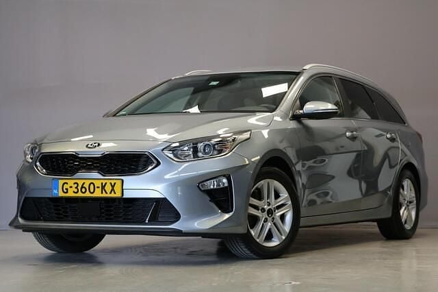 Grijs Gebruikt 2019 Kia Ceed Sportswagon Stationwagen | € 13.745 (Eerlijke prijs) - Afbeelding 1/4