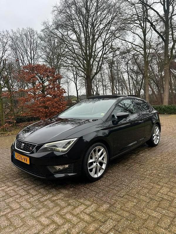 Occasion Seat Leon FR 140 PK (102 kW) 2013 Zwart Stationwagen