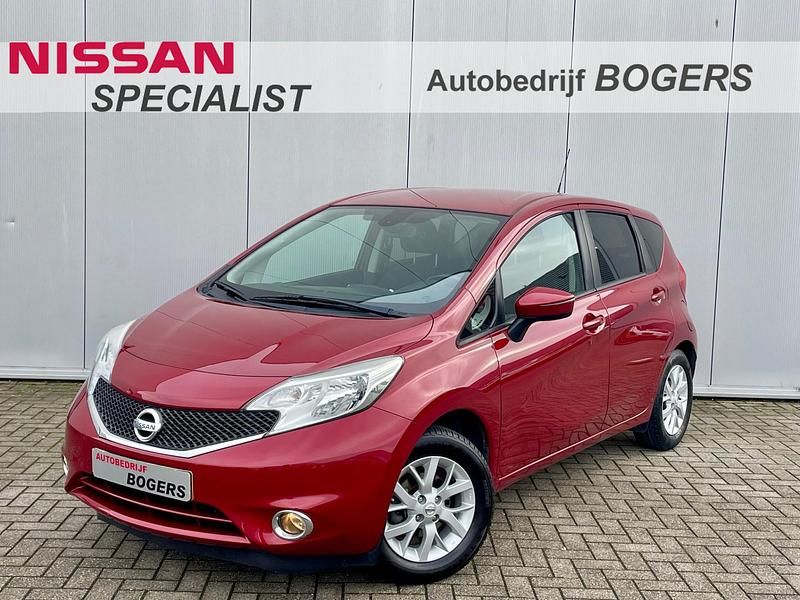Rood Gebruikt 2016 Nissan Note MPV | € 9.640 (Eerlijke prijs) - Afbeelding 1/4