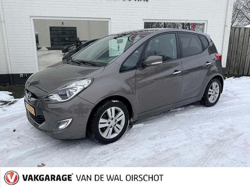 Bruin Occasion 2011 Hyundai ix20 Hatchback | € 9.900 (Eerlijke prijs) - Afbeelding 1/4