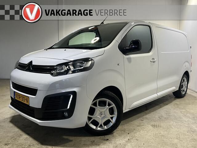 Wit Gebruikt 2023 Citroën Jumpy MPV | € 16.440 (Eerlijke prijs) - Afbeelding 1/4