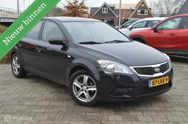 Gebruikt 2010 Kia Ceed Hatchback | € 950 (Super prijs) - Afbeelding 1/4