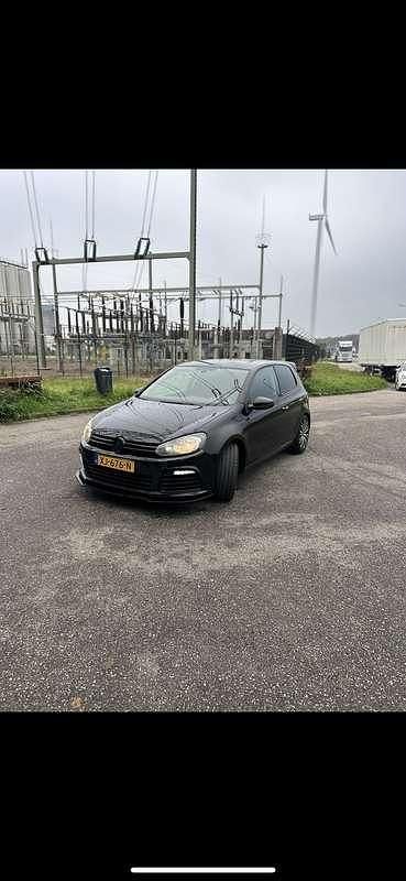 Zwart Gebruikt 2011 VW Golf VI Comfortline Stationwagen | € 4.500 (Goede deal) - Afbeelding 1/4