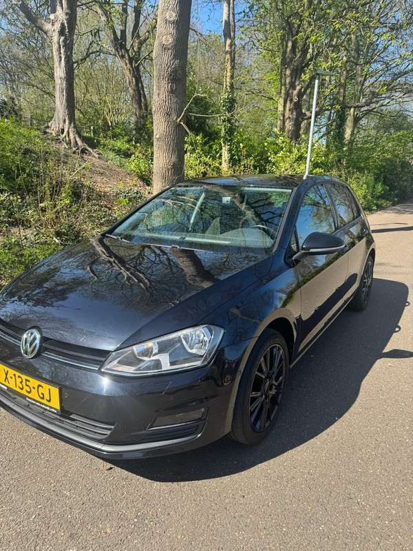 Zwart Gebruikt 2013 VW Golf VII Highline Stationwagen | € 9.000 (Iets duurder) - Afbeelding 1/4